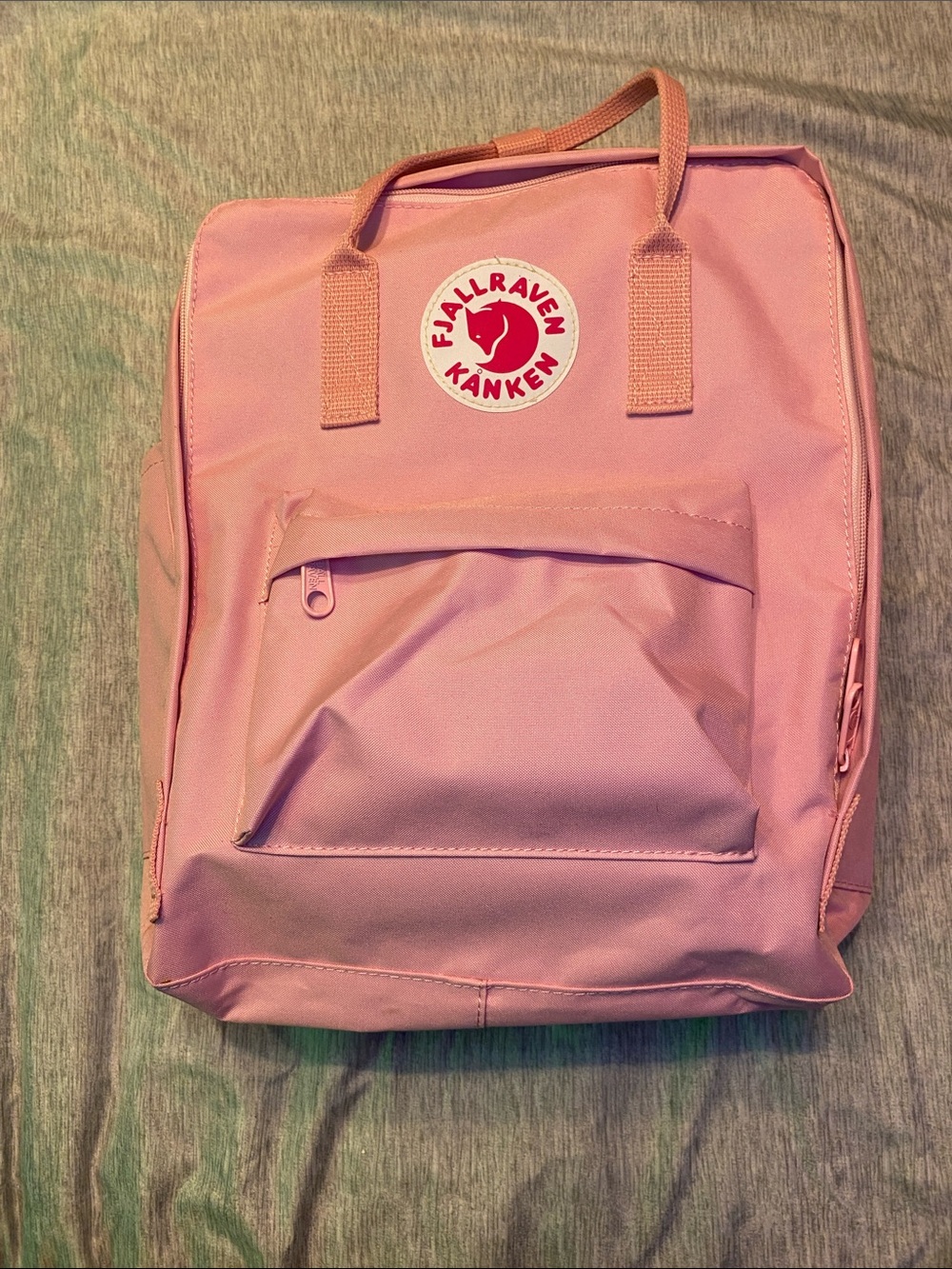 Fjall Raven Kanken Backpack Light Pink